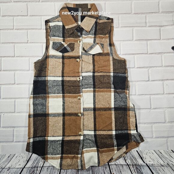 Brand new womans plaid button down vest cozy layering size medim - Picture 2 of 9